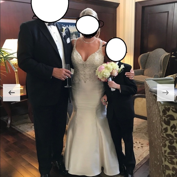 Essence of Australia Style D2294 Wedding Dress - Picture 6 of 10